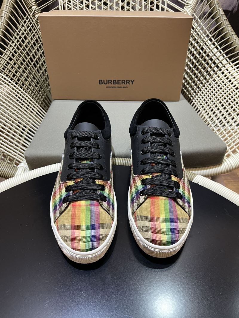 Burberry Low Shoes